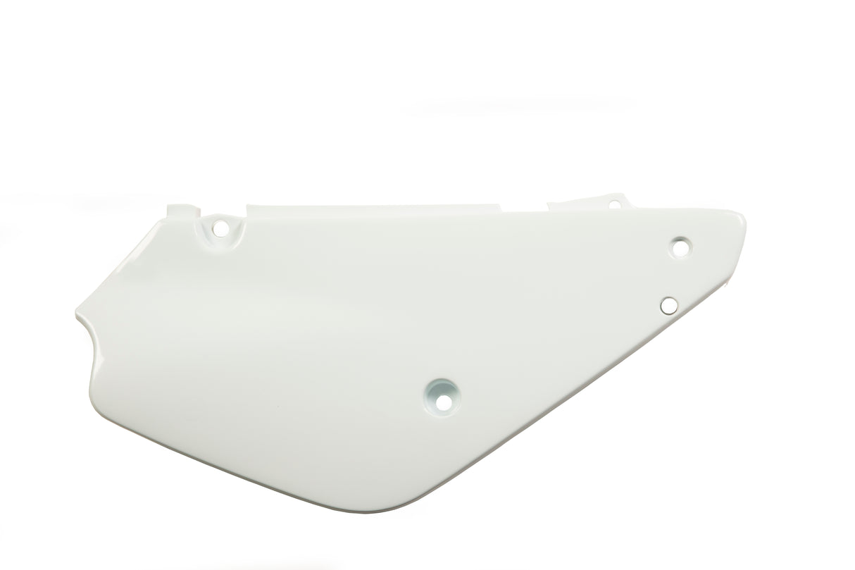 White Acerbis side panels for Suzuki RM 85 motorcycles, model years 2000 to 2025