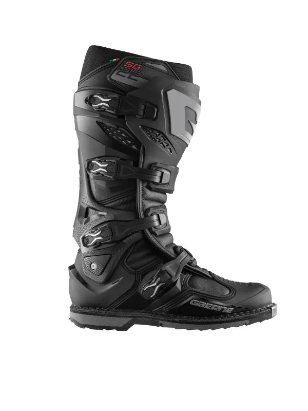 GAERNE SG22 BLACK BOOTS