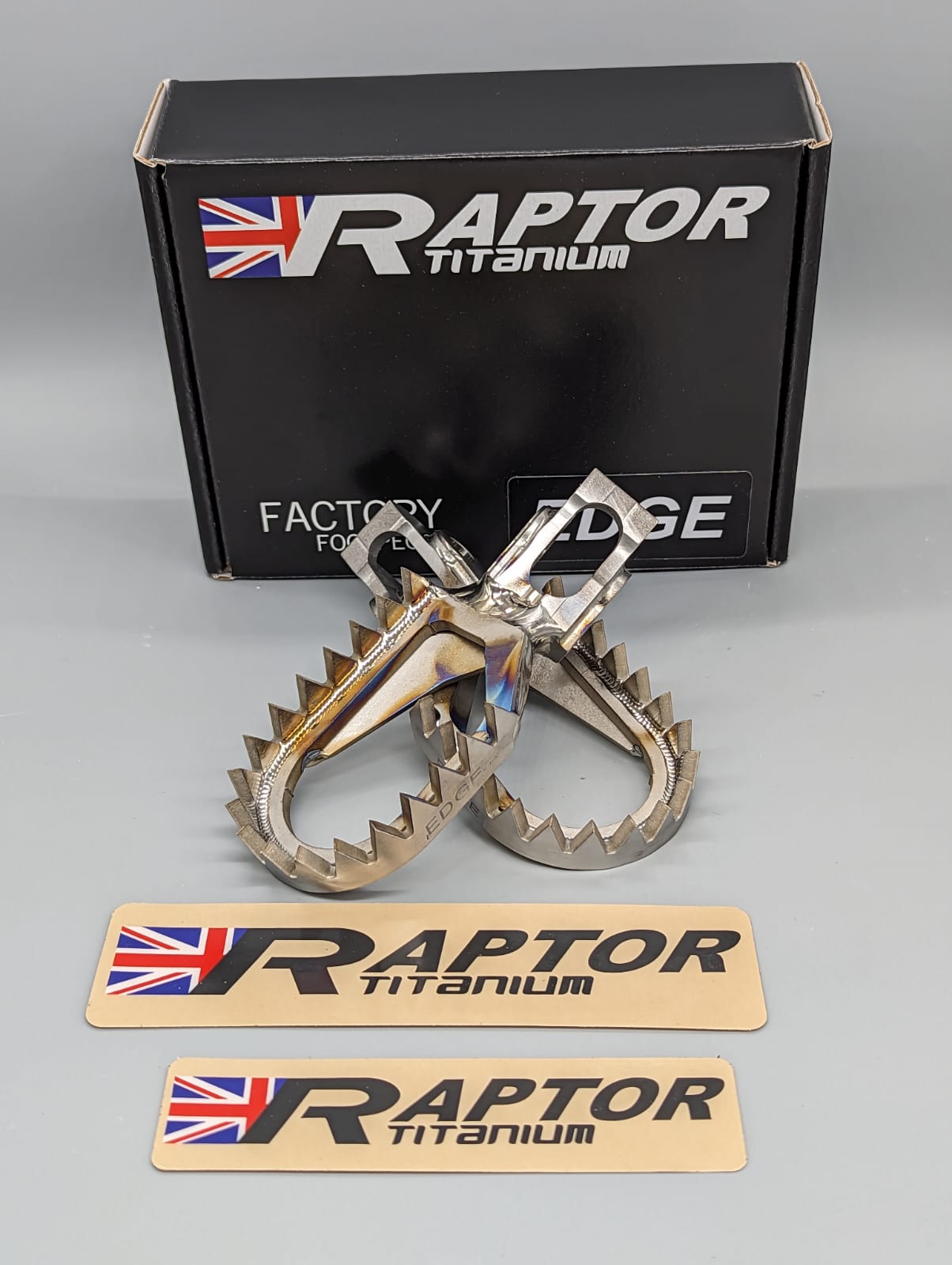 RAPTOR BETA 20-25 EDGE TITANIUM FOOTPEGS