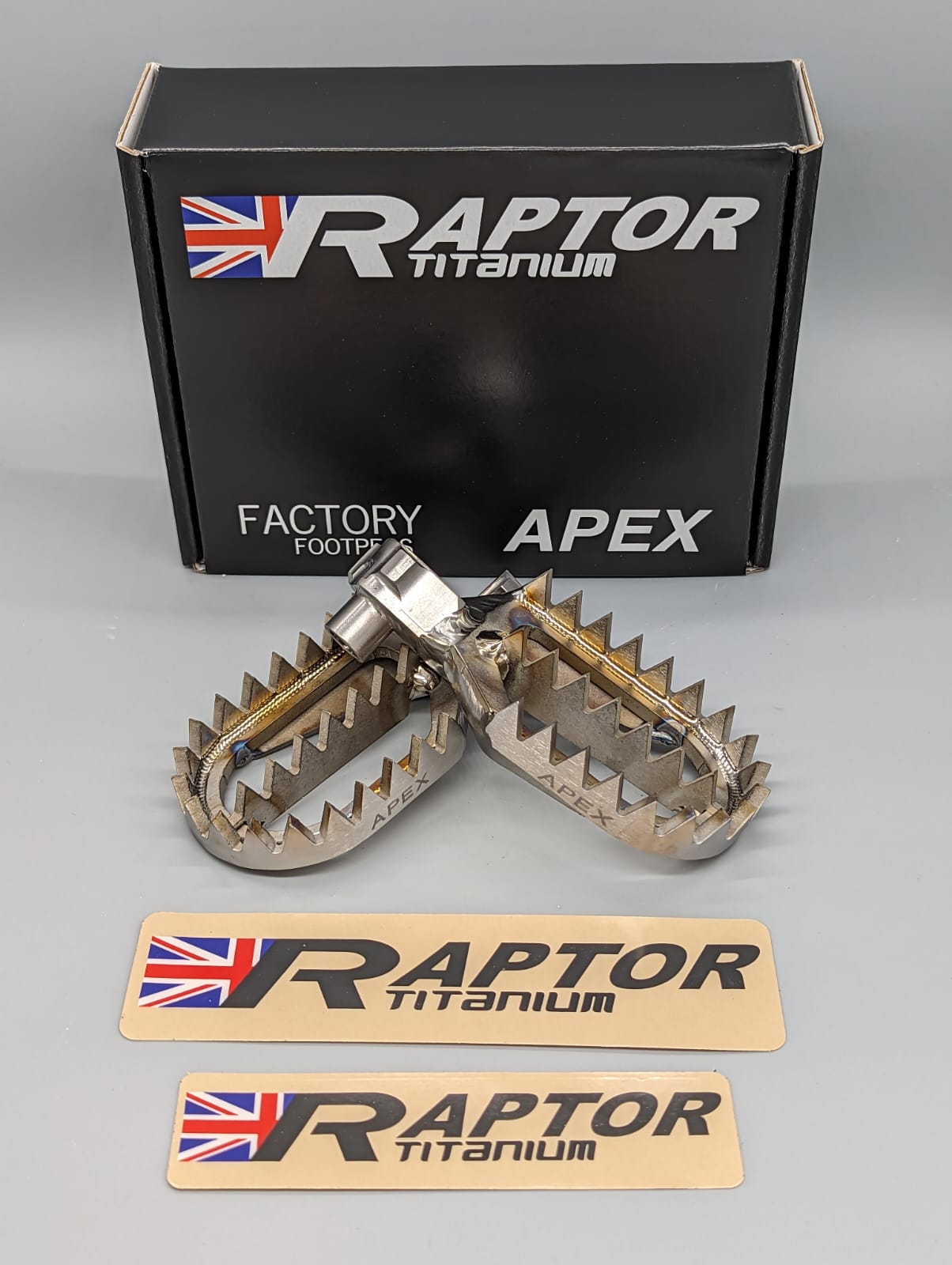 RAPTOR YAMAHA YZ 125-250 99-25 YZF 250 99-23 450 99 -22 APEX TITANIUM FOOTPEGS