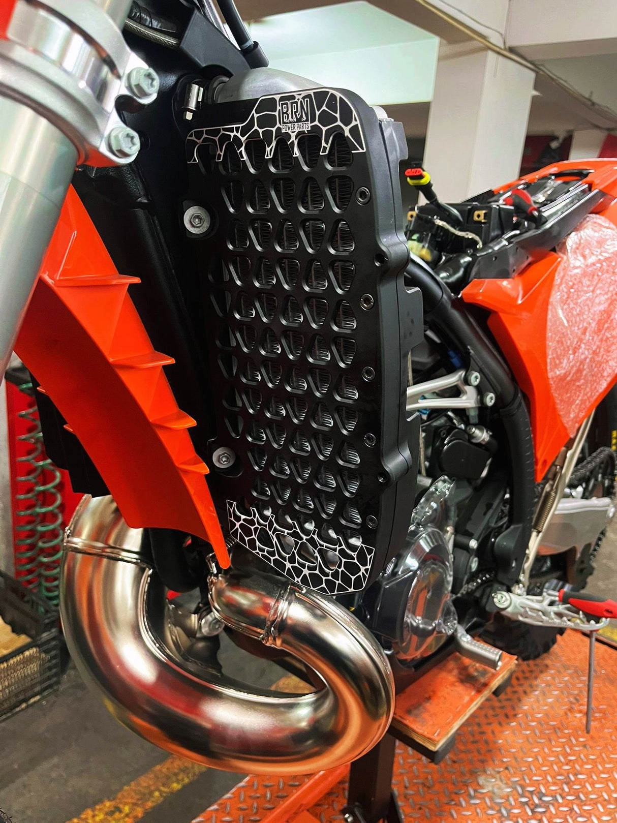 KTM Radiator Braces