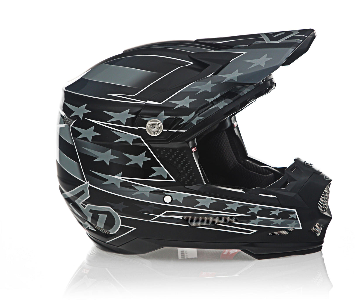 ATR-2 Super Patriot Black helmet with sleek design and advanced safety features.