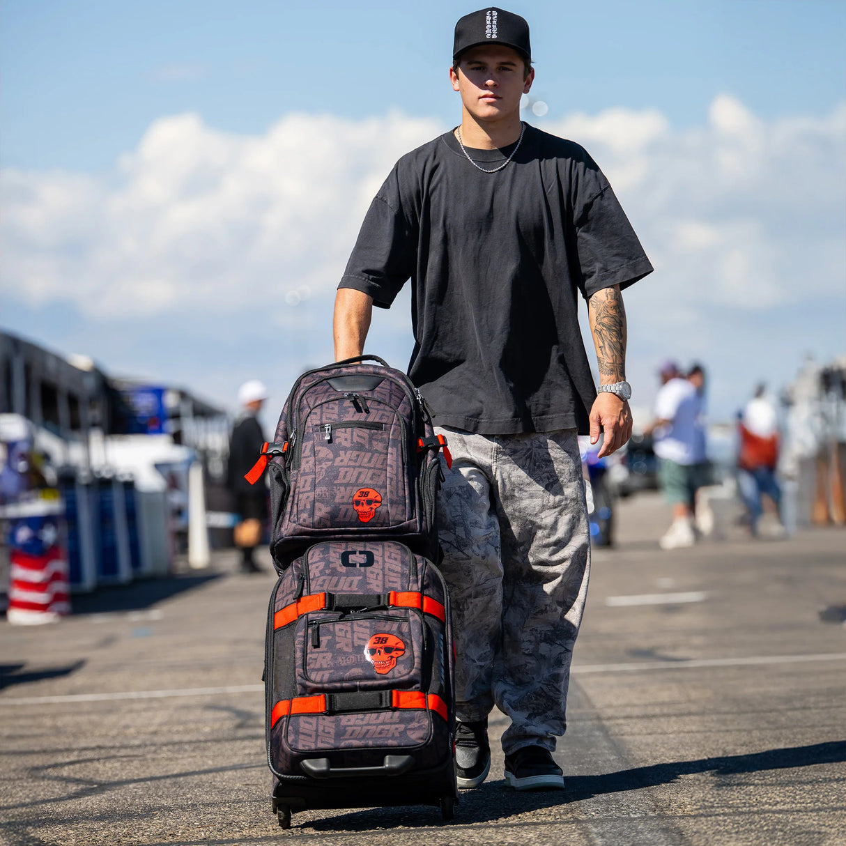 DNGR X OGIO ONU 22 TRAVEL BAG