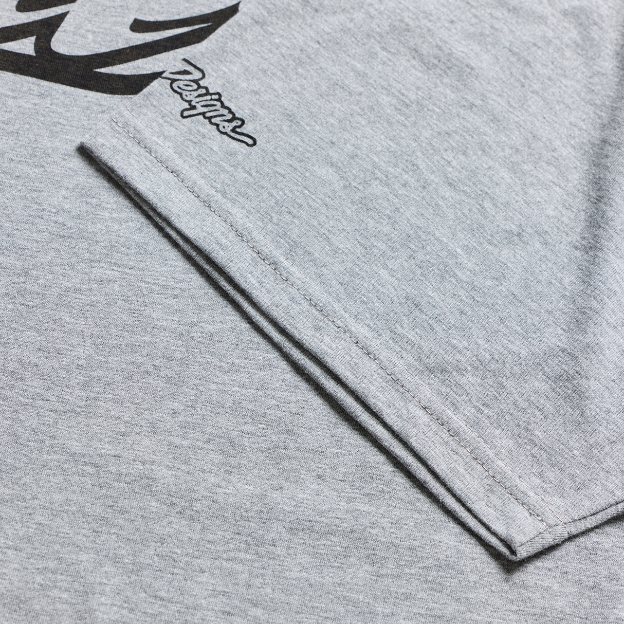 Short Sleeve Tee Badge - Gray Heather