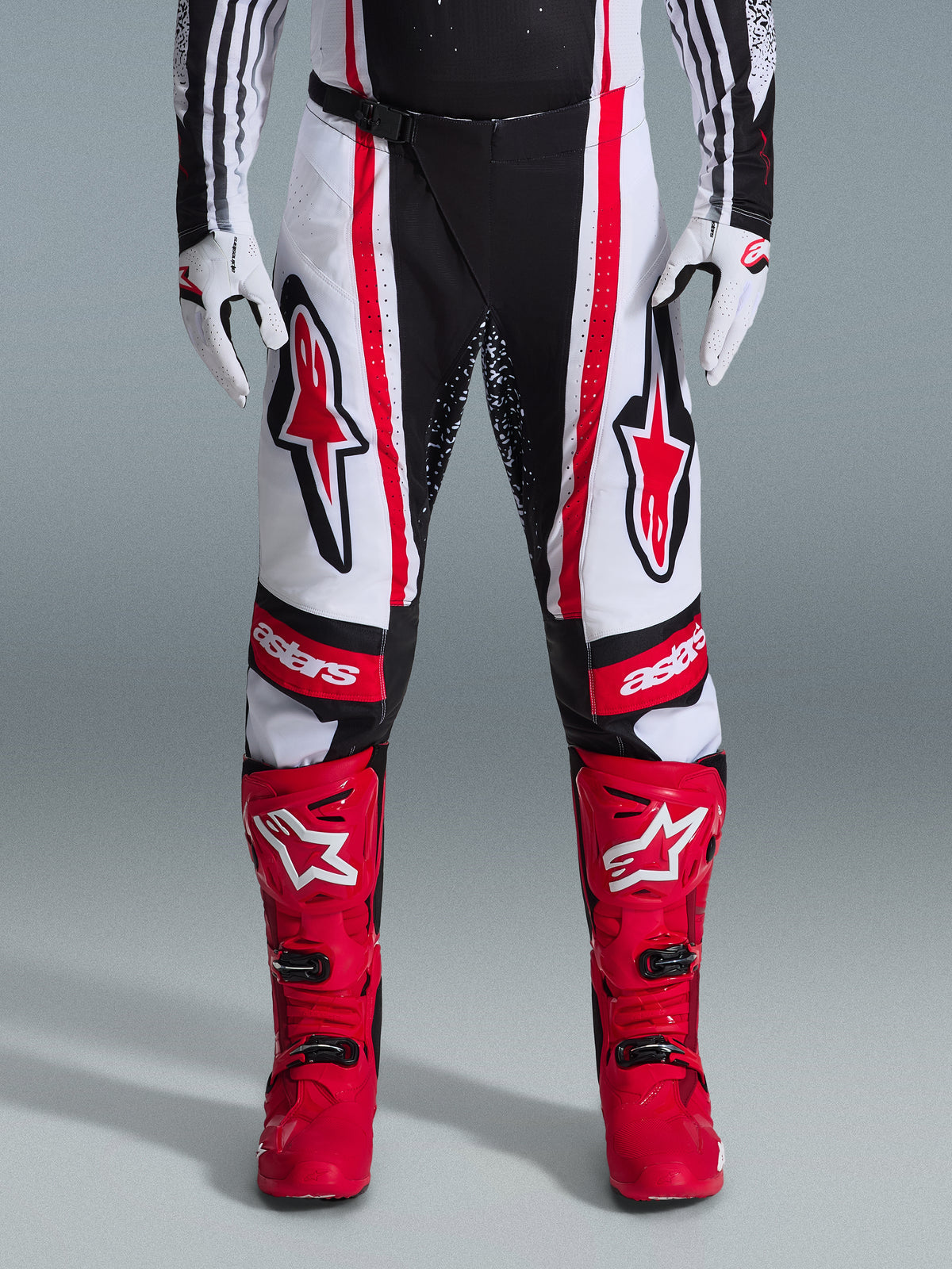 TECHSTAR NOMUR PANTS - BLACK/WHITE/RED