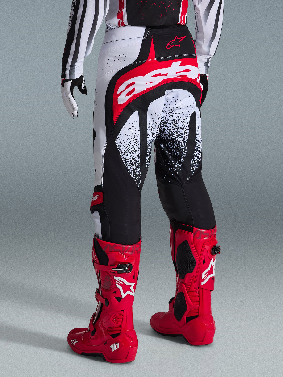 TECHSTAR NOMUR PANTS - BLACK/WHITE/RED