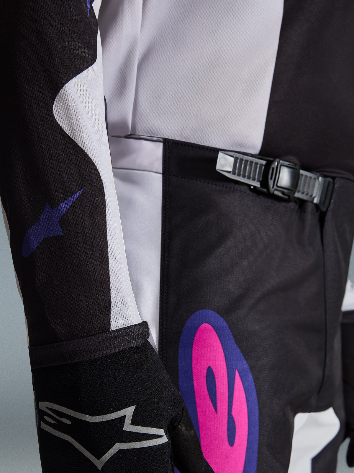 FLUID GRID PANTS - BLACK/LIGHT GRAY/PURPLE