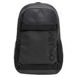 The Freshman Skate Backpack (Blackout)