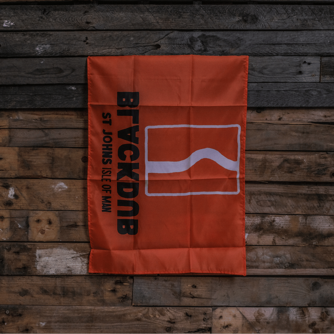 The Black Dub, Paddock Flag