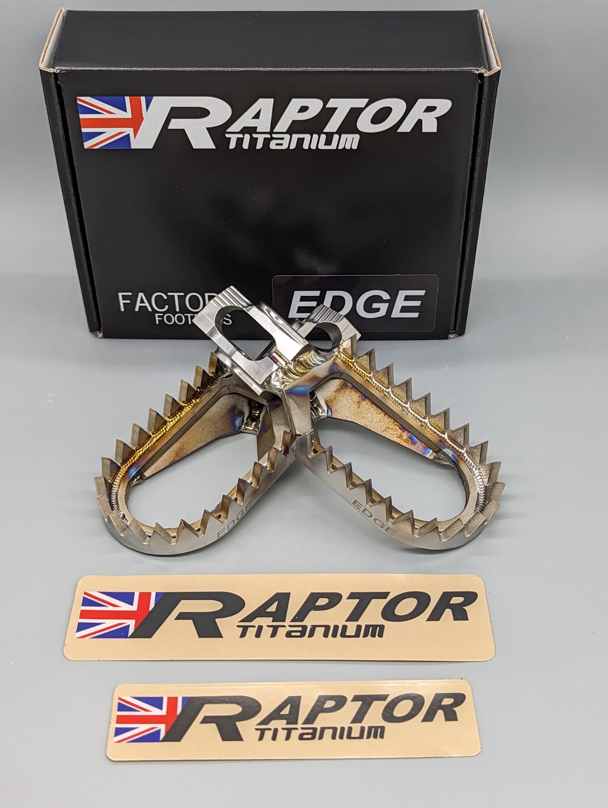 RAPTOR KTM / HUSQUVARNA / GASGAS 23-25 125-450 EDGE TITANIUM FOOTPEGS