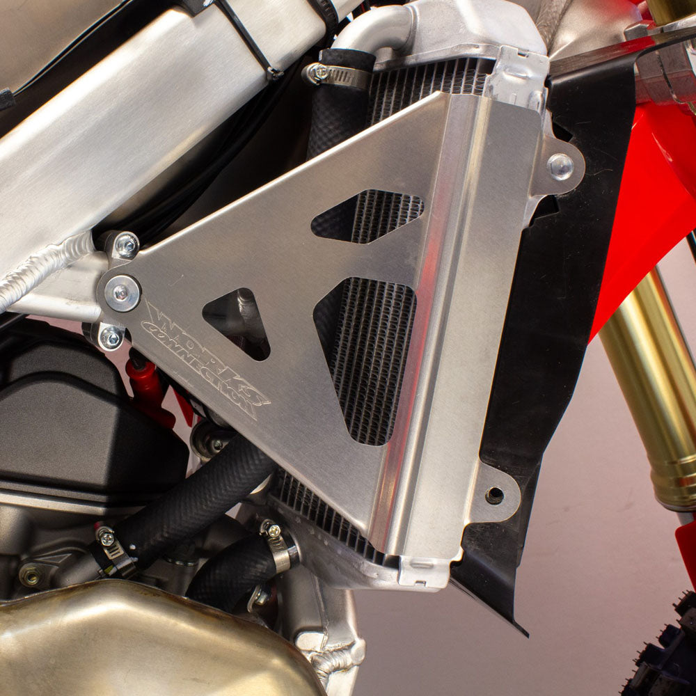 WORKS CONNECTION RADIATOR BRACES HONDA CRF250R 22-24, CRF250RX 22-24, CRF450R 21-24, CRF450RX 21-25 SILVER