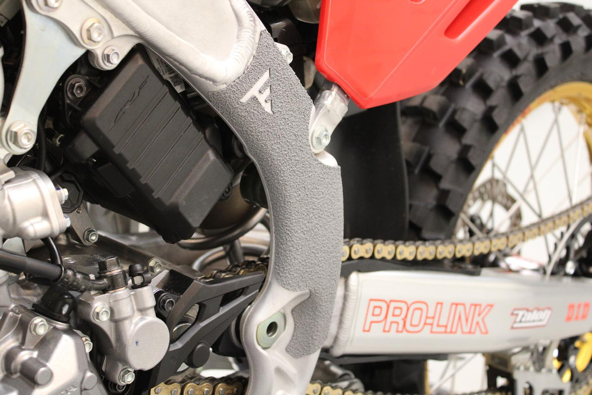 TVE HUSQVARNA GRIP TAPE