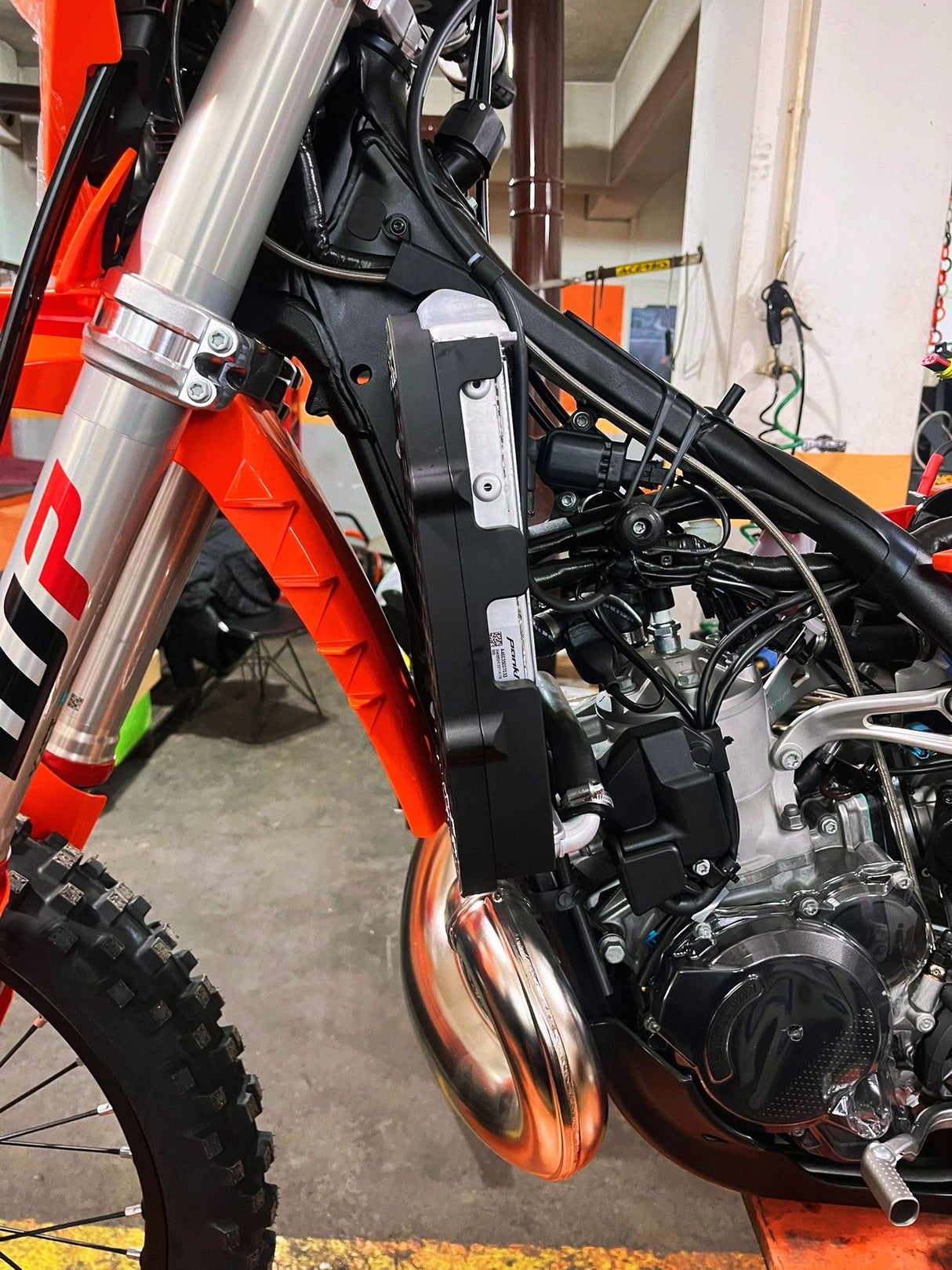 KTM Radiator Braces
