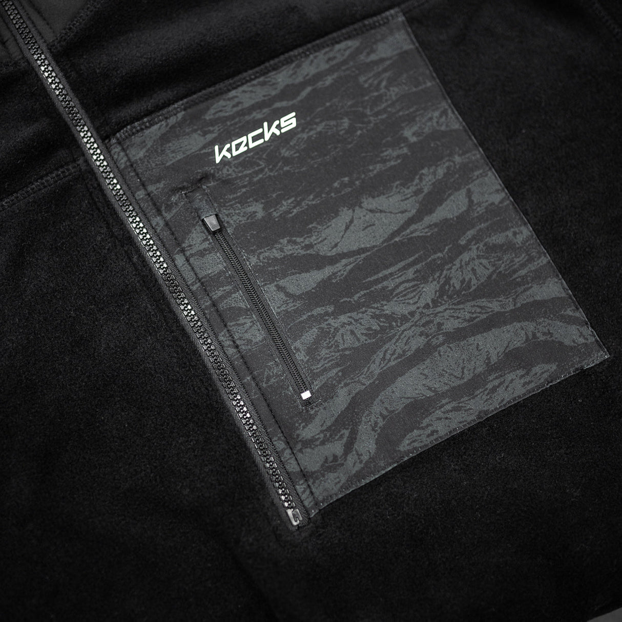 Polar 1/4 Zip Black