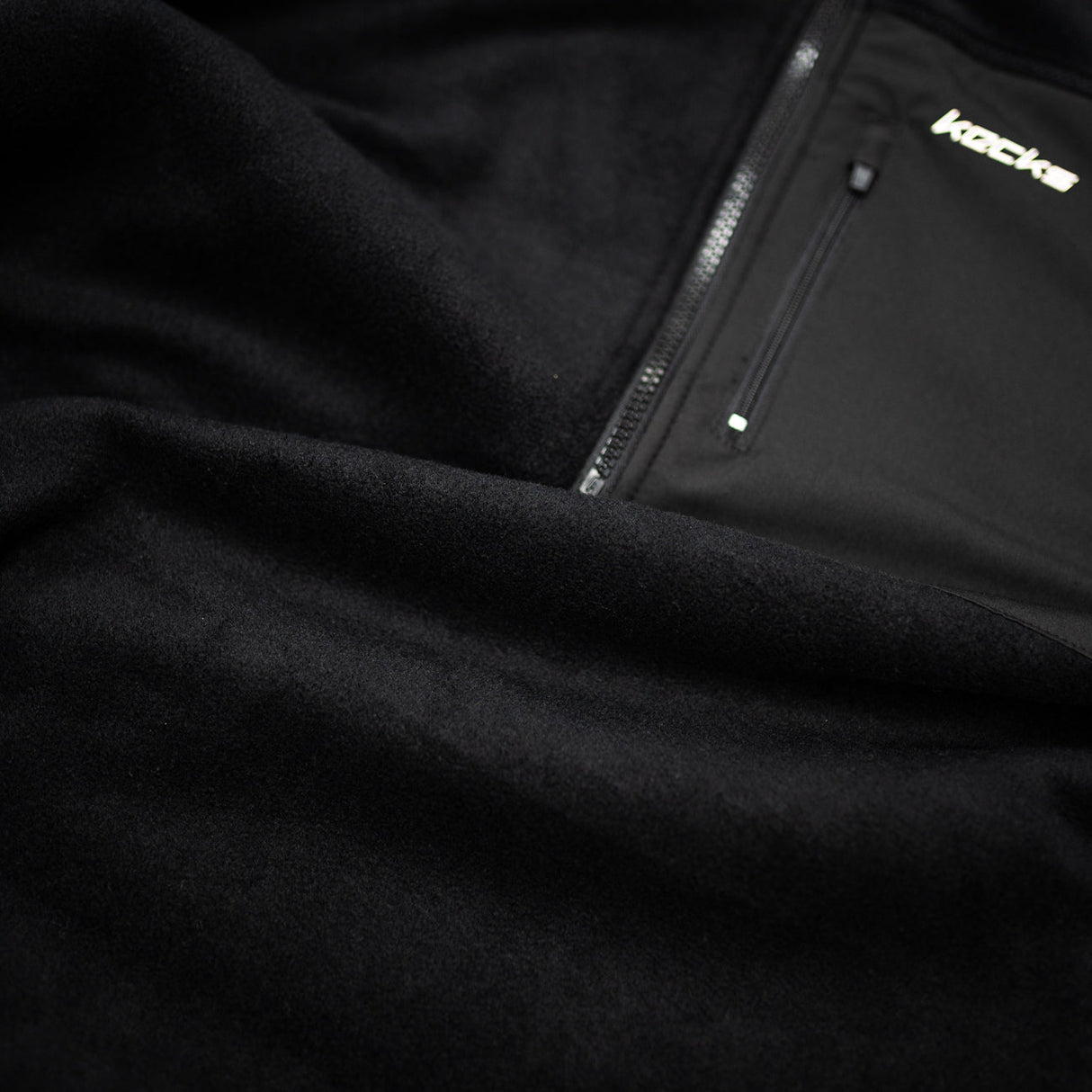 Polar 1/4 Zip Black