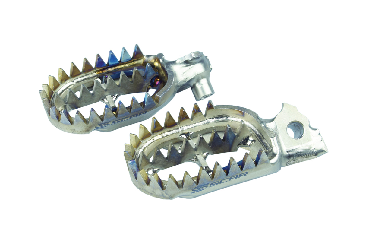SCAR Racing Footpegs Gripper 1997-2026 Alta Fantic Yamaha Redshift XE XX YZ WR Tenere Titanium 60mm Wide